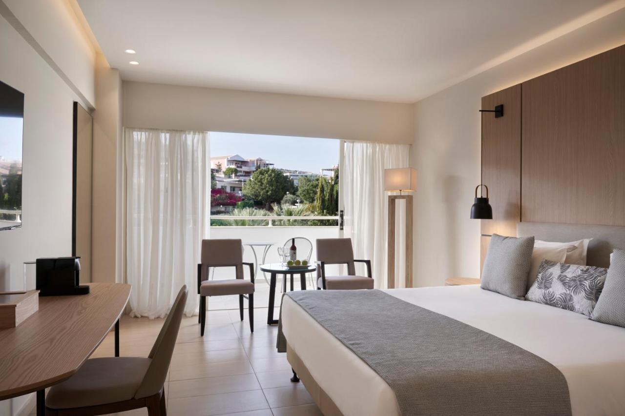 Hotel Atlantica Bay - Adults Only Limassol Exterior foto