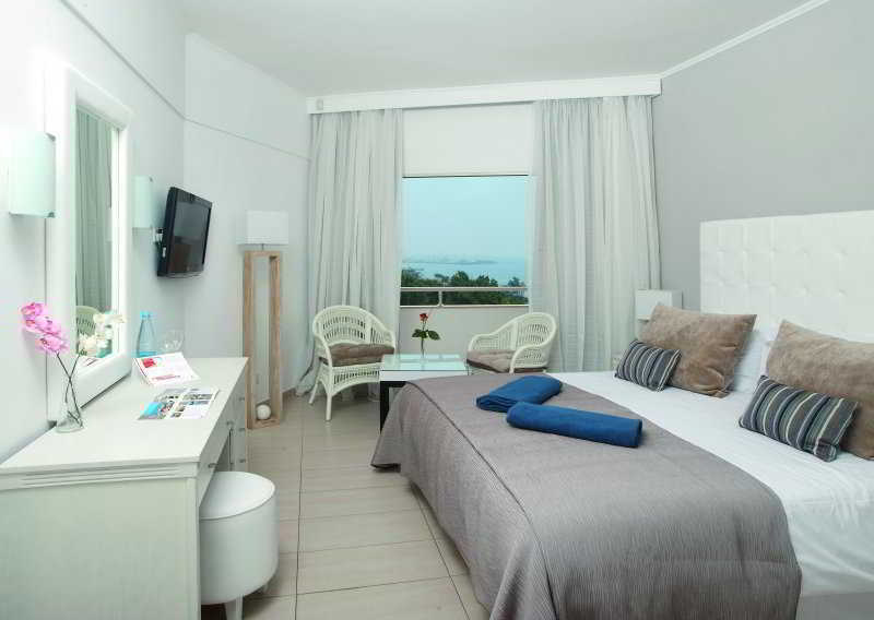 Hotel Atlantica Bay - Adults Only Limassol Exterior foto